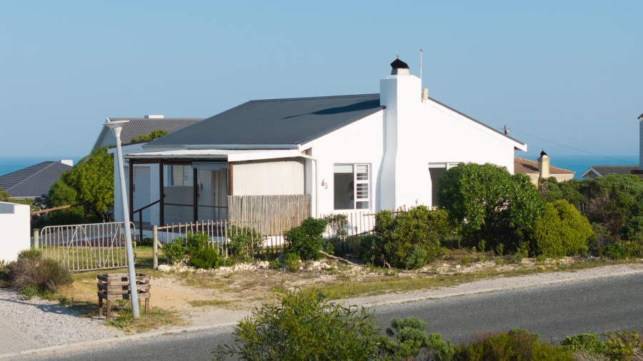 To Let 2 Bedroom Property for Rent in Oceanview Heights Western Cape